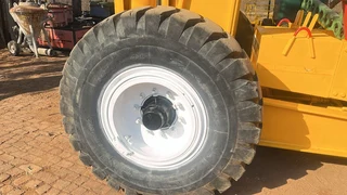 New Holland MH 12 Ton Mobilift Carry Crane