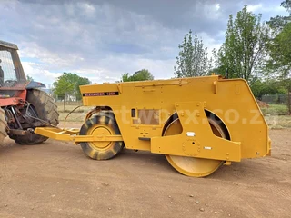 Vibratory Drum and Pneumatic Roller