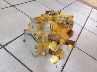 Sauer Sundstrand 90R075 Hydraulic Variable Axial Piston Pump