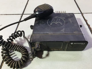 Motorola DM4400 UHF Base/Vehicle Two-Way Radio