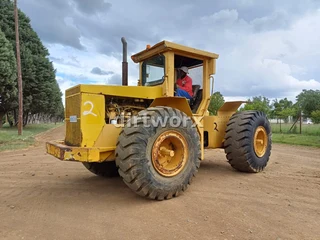 Agrico Tow Tractor 4×4