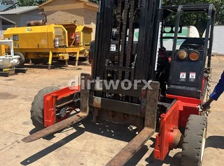 2008 Moffett M9 24.3 Forklift