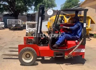 2008 Moffett M9 24.3 Forklift