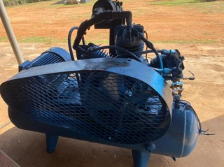 300L WAYNE AIR COMPRESSOR