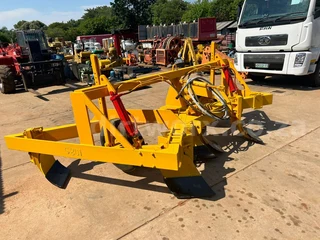 6 Furrow Construction Mixing Plough