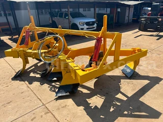 6 Furrow Construction Mixing Plough