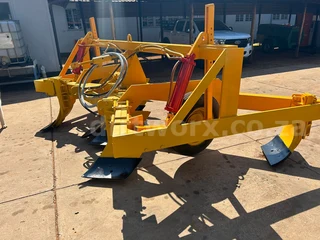 6 Furrow Construction Mixing Plough