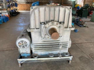 BEW Reduction Gearbox 185 kW Ratio 240.84 to 1