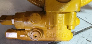 John Deere Rexroth AT227702 Axial Piston Pump