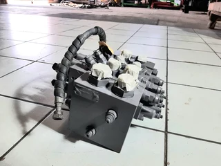 Rexroth 3M4-15-2X Hydraulic Directional Control Valve