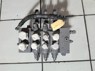 Rexroth 3M4-15-2X Hydraulic Directional Control Valve