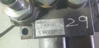 Badestnost Hydraulic Directional Control Valve Bank