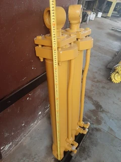 Dezzi 2300 Steering Cylinder