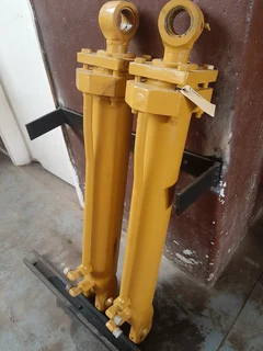 Dezzi 2300 Steering Cylinder