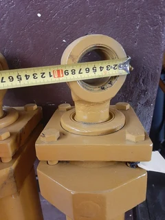 Dezzi 2300 Steering Cylinder