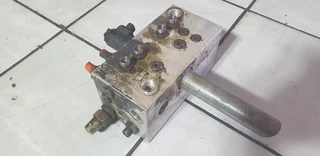 Hydraulic Valve Block