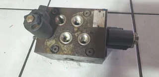 Hamm Hydraulic Valve Block