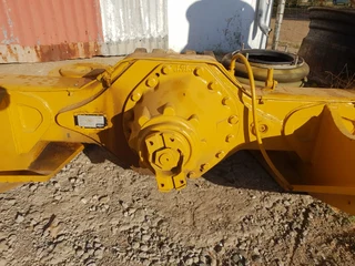 Front Differential Axle 14R8E Bell B25C