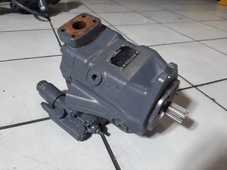 Liebherr Hydraulic Drive Motor 5618279
