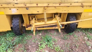 Aggregate Chip Spreader