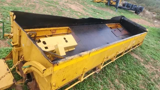 Aggregate Chip Spreader