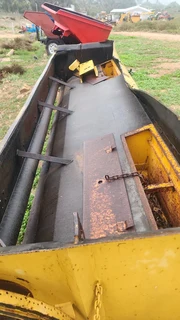 Aggregate Chip Spreader