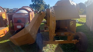 Winget 330T Concrete Mixer
