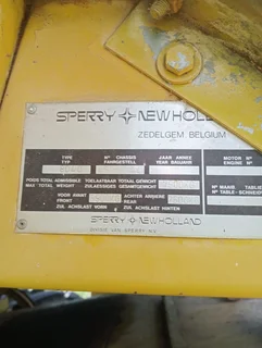 New Holland 8040 Mielie Koring Stroper Combine Harvester