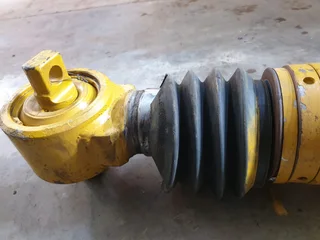 Bell B20D Strut