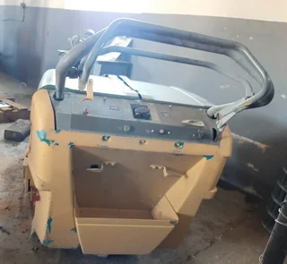 Tennant Industrial Floor Sweeper S10