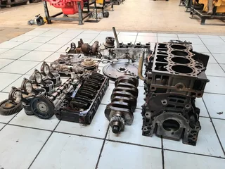 Deutz TCD 3.6 L4 Engine Stripped