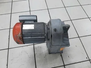 SEW Eurodrive Gear Motor FA77/DT100LS4