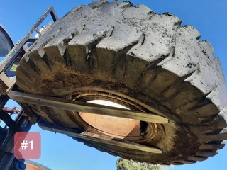 Industrial Tyre With Rim 24.00-35