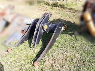 Bell L1706C Plus Loader H-Frame