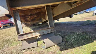 Flat Deck Loading Bin 7,6m