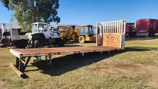 Flat Deck Loading Bin 7,6m