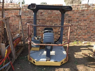 Caterpillar CS533D Smooth Drum Vibrating Roller Cab