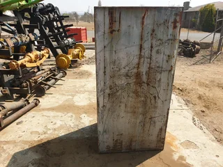 Austen Large Safe 1.7m