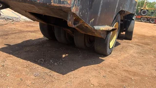 Hyster Pneumatic Roller