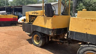 Hyster Pneumatic Roller