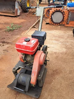 Vibratory Plate Compactor