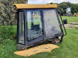 1998 JCB 3CX TLB Cabin
