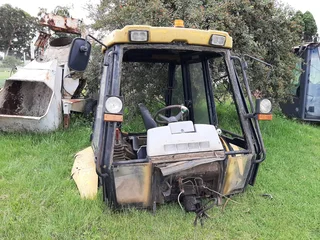 1998 JCB 3CX TLB Cabin