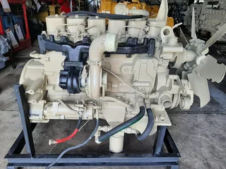 Hyundai Wheel Loader Cummins QSB5.9 Engine