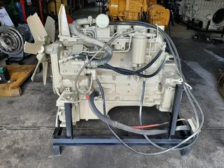 Hyundai Wheel Loader Cummins QSB5.9 Engine