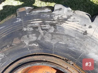 Tyre 445/95R25