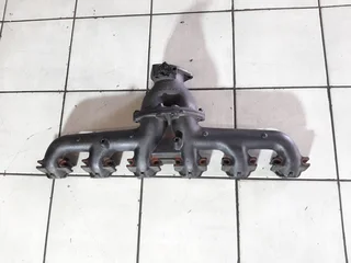 ADE 407 Exhaust Manifold