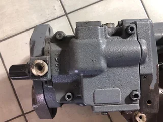 Kawasaki K3V180DT Swash Plate Type Axial Piston Pump