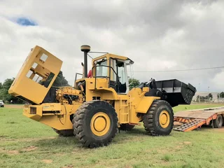 Bell L2208C Front End Loader