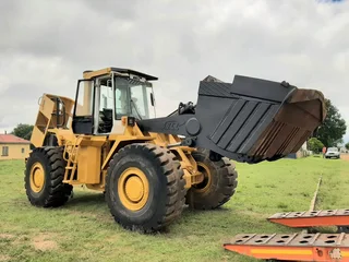 Bell L2208C Front End Loader